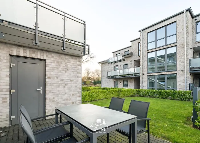 Deichliebe * Büsumer Deichhausen